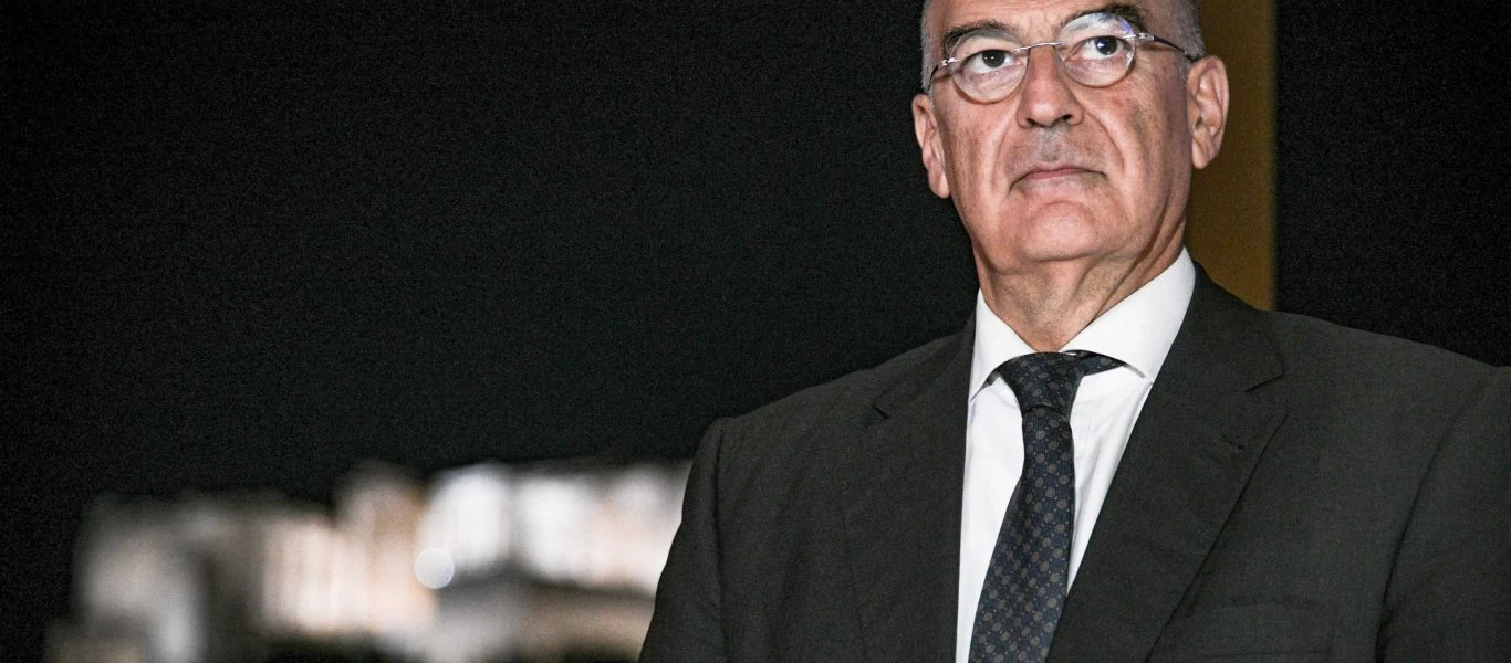 Το σχόλιο της Προεδρικής Φρουράς για... το ύψος του Ν.Δένδια (φωτο)